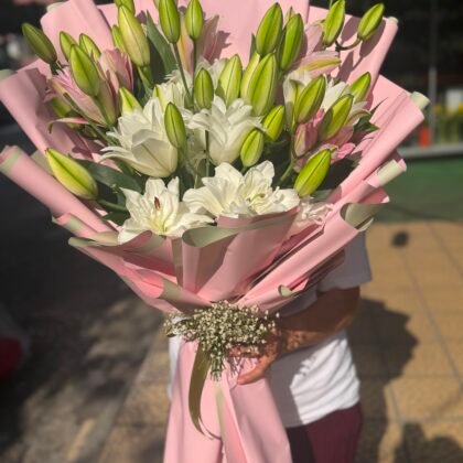 Lilyum Kazablanka Buketi
